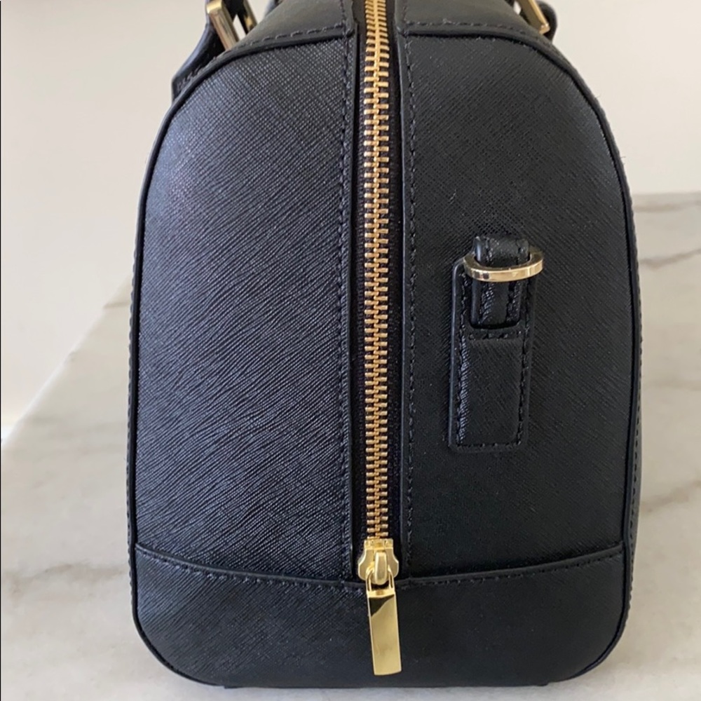 TORY BURCH ROBINSON SATCHEL - Picture 9 of 11